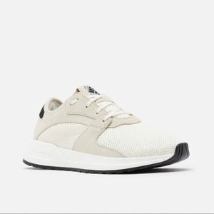 Columbia • NWOT Wildone Generation shoe sneaker cream beige Techlite sole